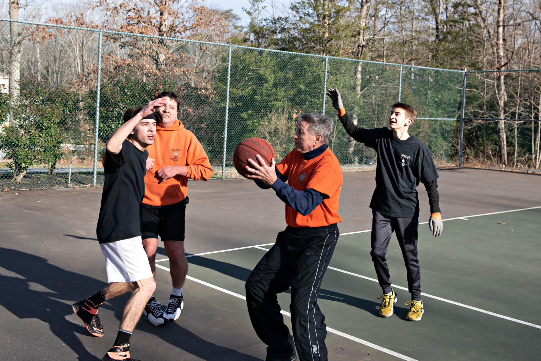 010321_nws_50hoopsclub